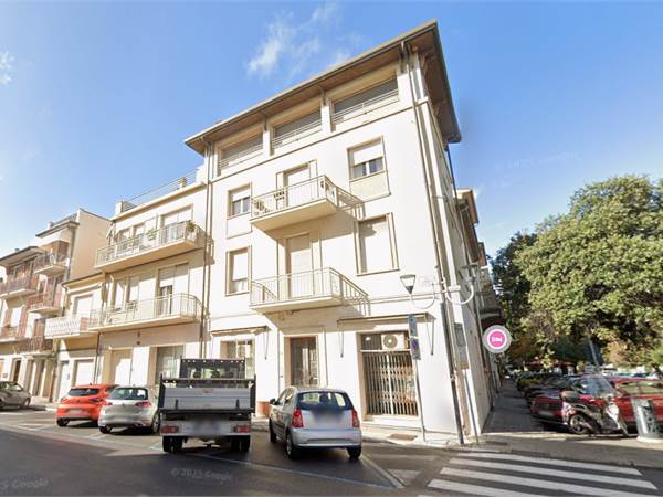 Attico con ampia terrazza a Viareggio