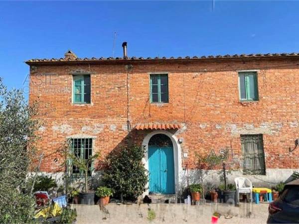 Casa indipendente a Ponte Buggianese