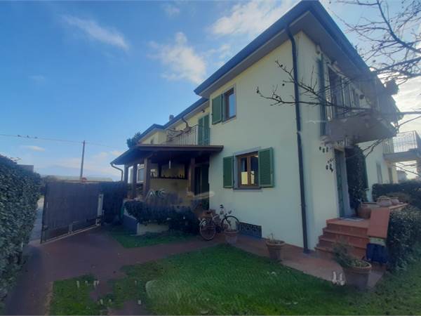 Villetta a Lido di Camaiore